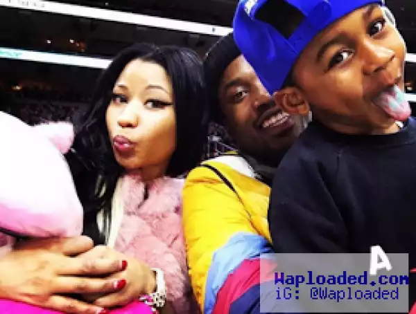 Nicki Minaj, Meek Mill And Son At A Basketball Game